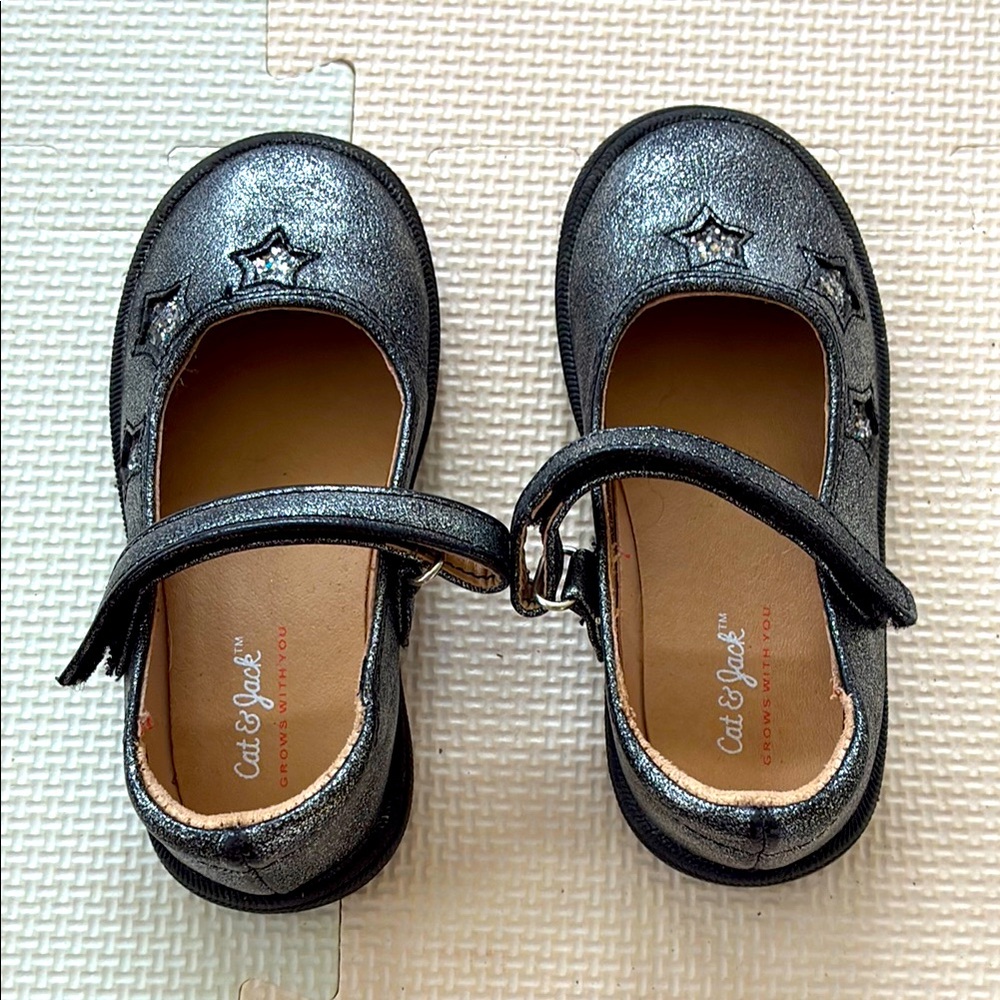 Cat & Jack Girls' Metallic Black Mary Jane Shoes